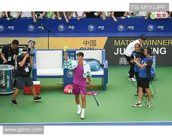 成都网球队荣登全国网球比赛经验排行榜第四名引发热议